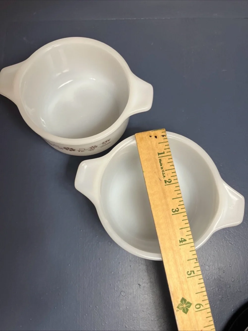 Dynaware Pyr-O-Rey milk glass dishes and custard cups-a brown daisy pattern.
